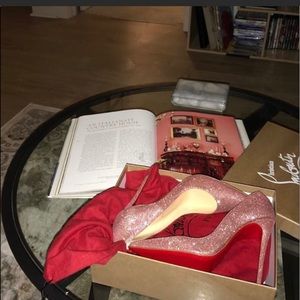 Christian Loubiton So Kate heels